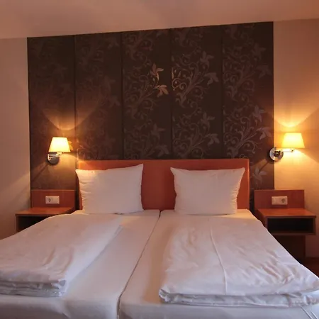 Linden Hotel