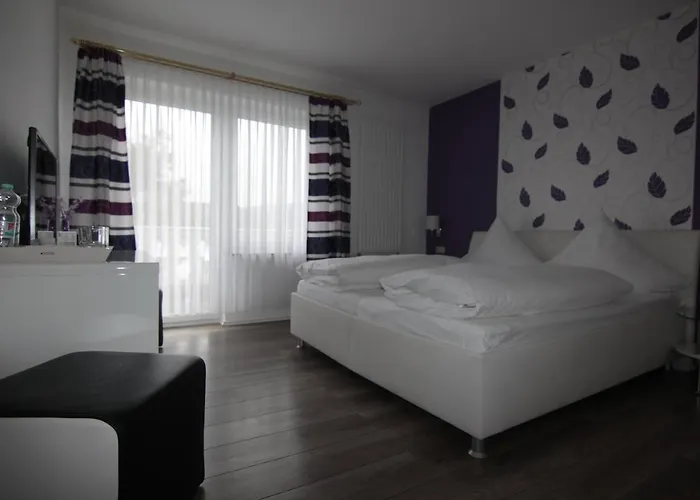 Hotell Linden 3*