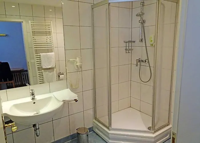 Linden 3* Knüllwald